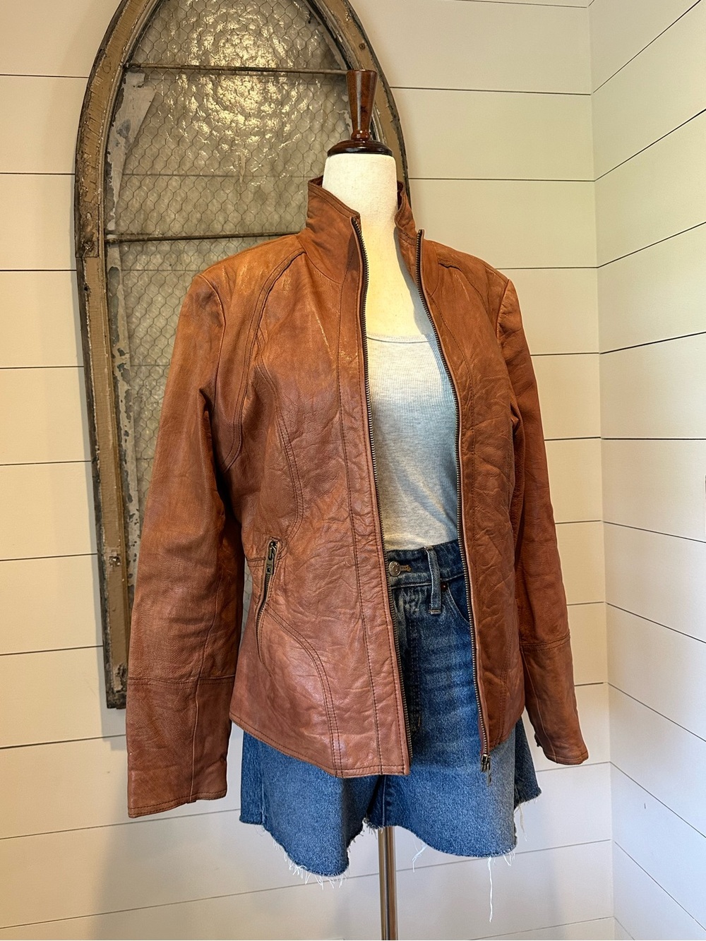 Andrew Marc Cognac Brown Leather Jacket M – Women’s Medium Zippers Soft